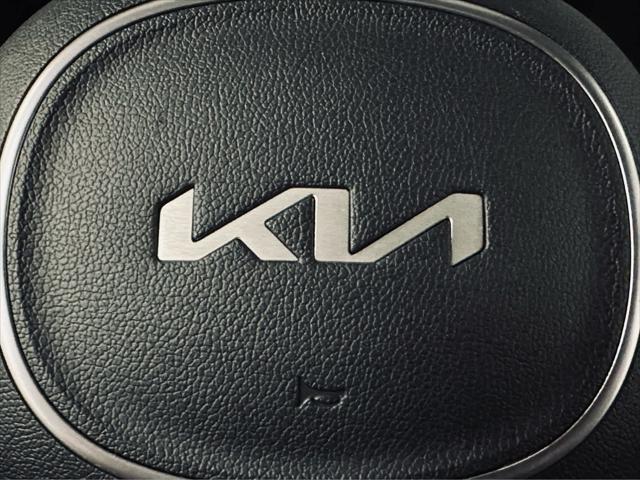 used 2023 Kia Sorento car, priced at $25,939