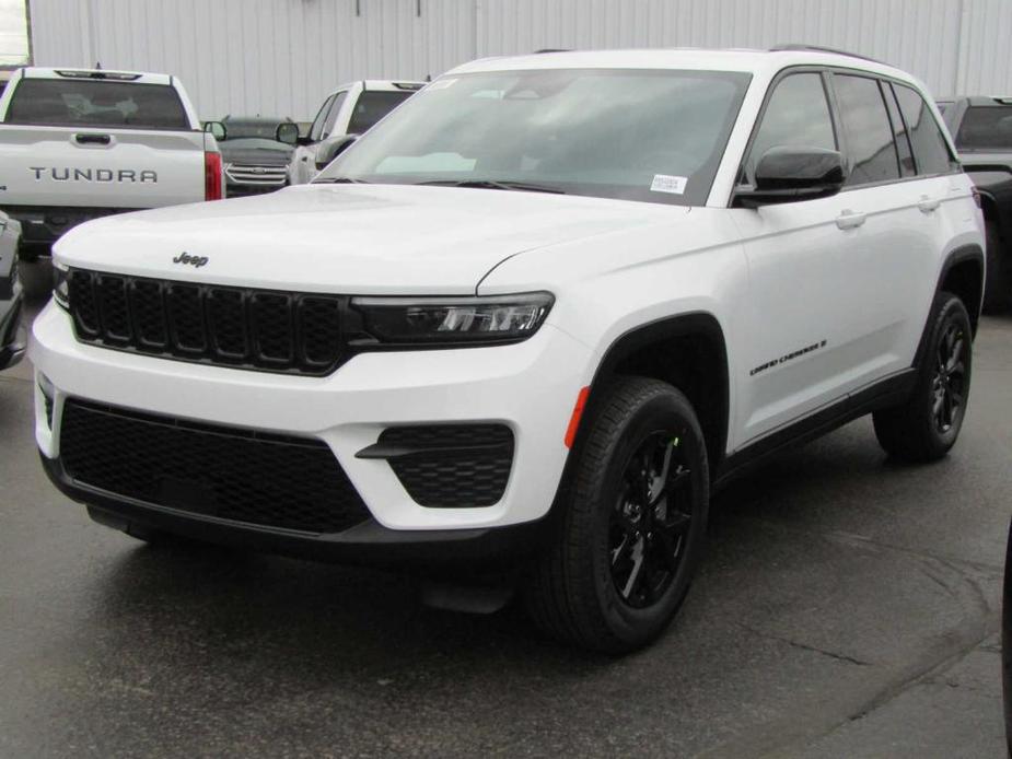 new 2024 Jeep Grand Cherokee car, priced at $46,435