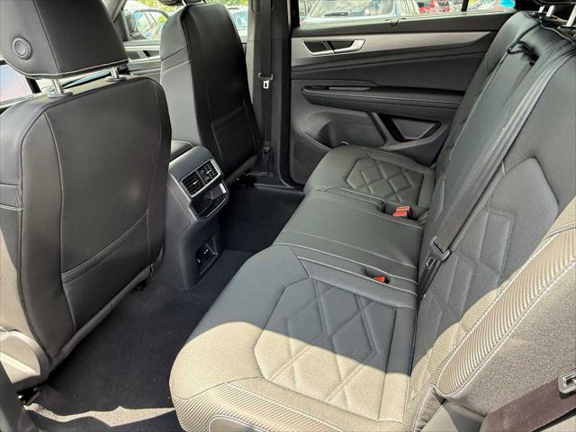 new 2025 Volkswagen Atlas Cross Sport car, priced at $43,964