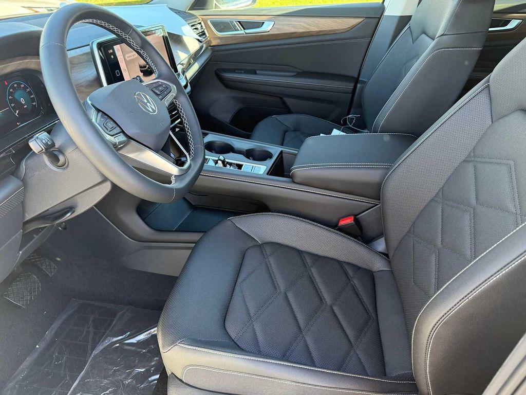 new 2026 Volkswagen Atlas car, priced at $44,756