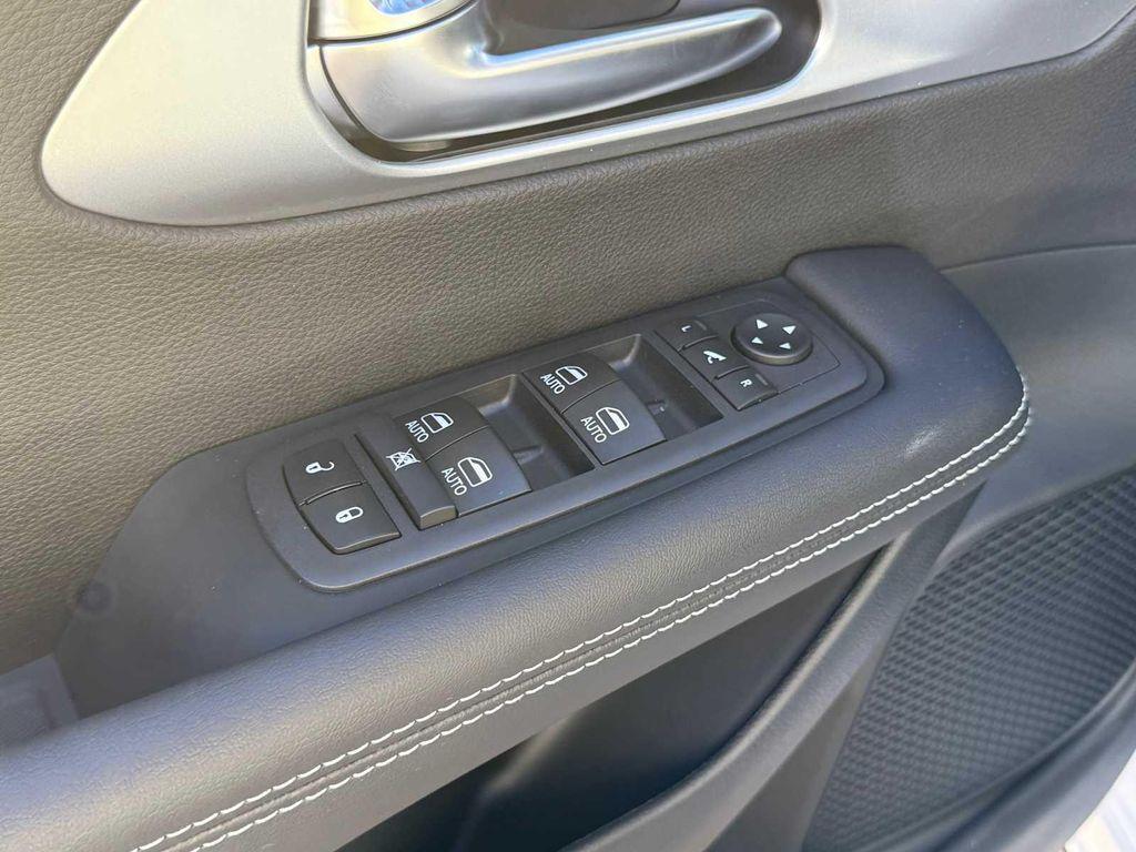 new 2026 Chrysler Pacifica car, priced at $55,006