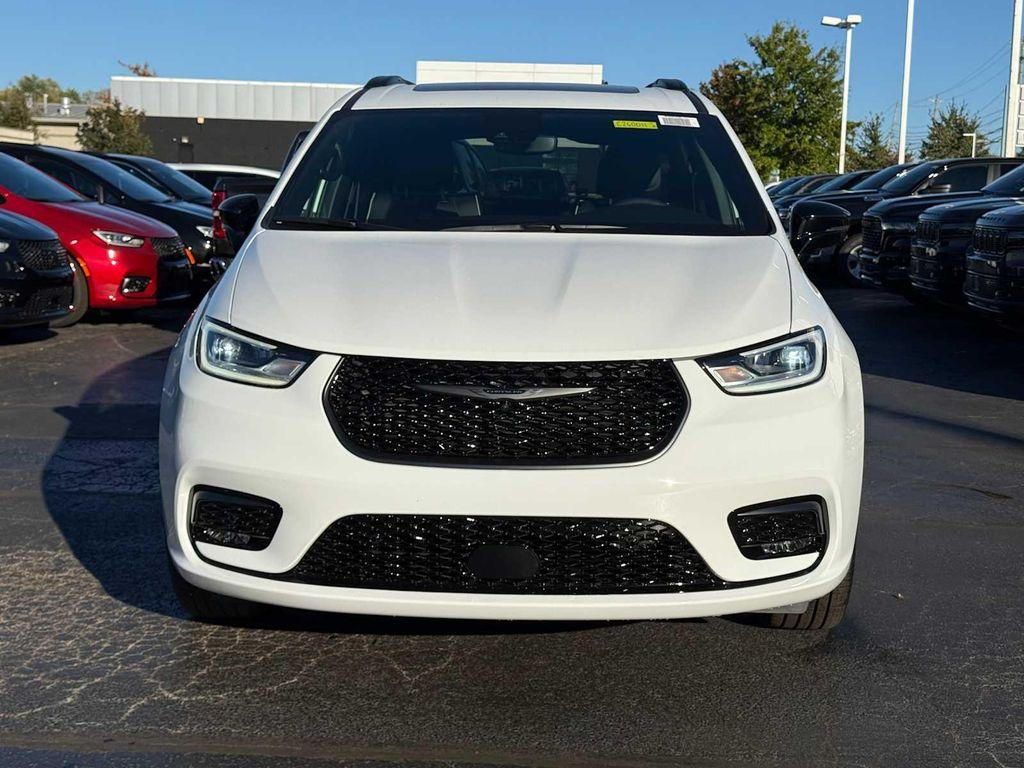 new 2026 Chrysler Pacifica car, priced at $55,006