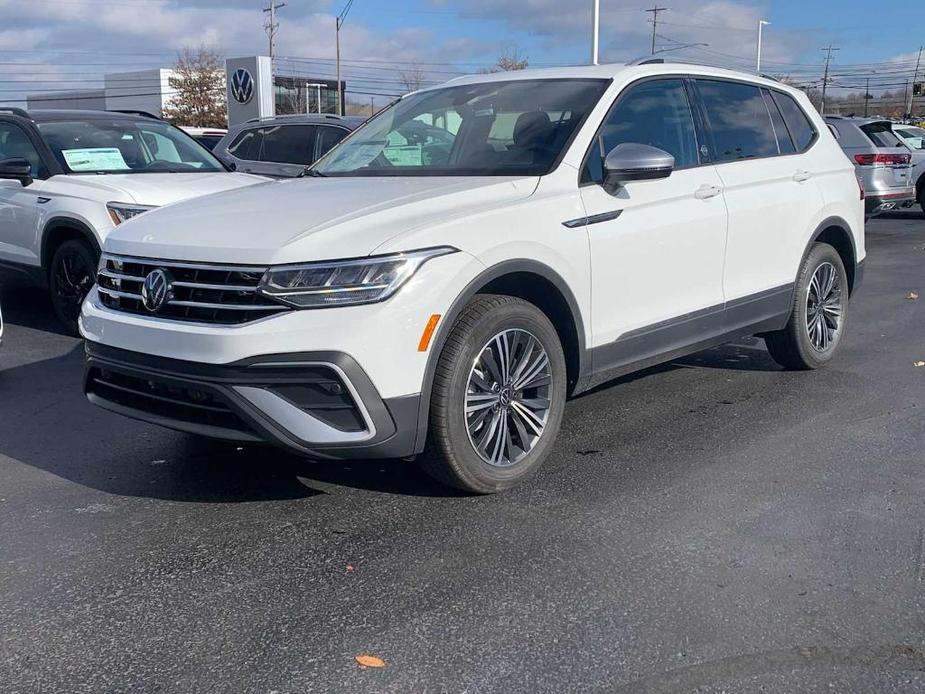 new 2024 Volkswagen Tiguan car, priced at $34,709