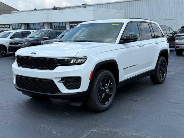 new 2025 Jeep Grand Cherokee car, priced at $44,596