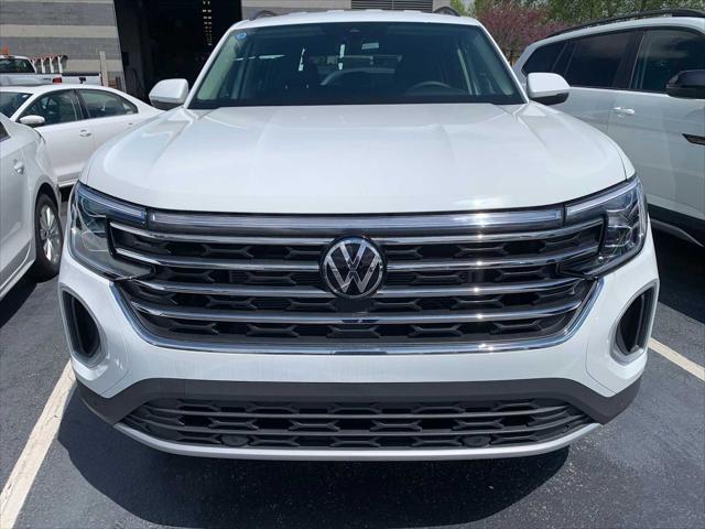 new 2025 Volkswagen Atlas car, priced at $45,296