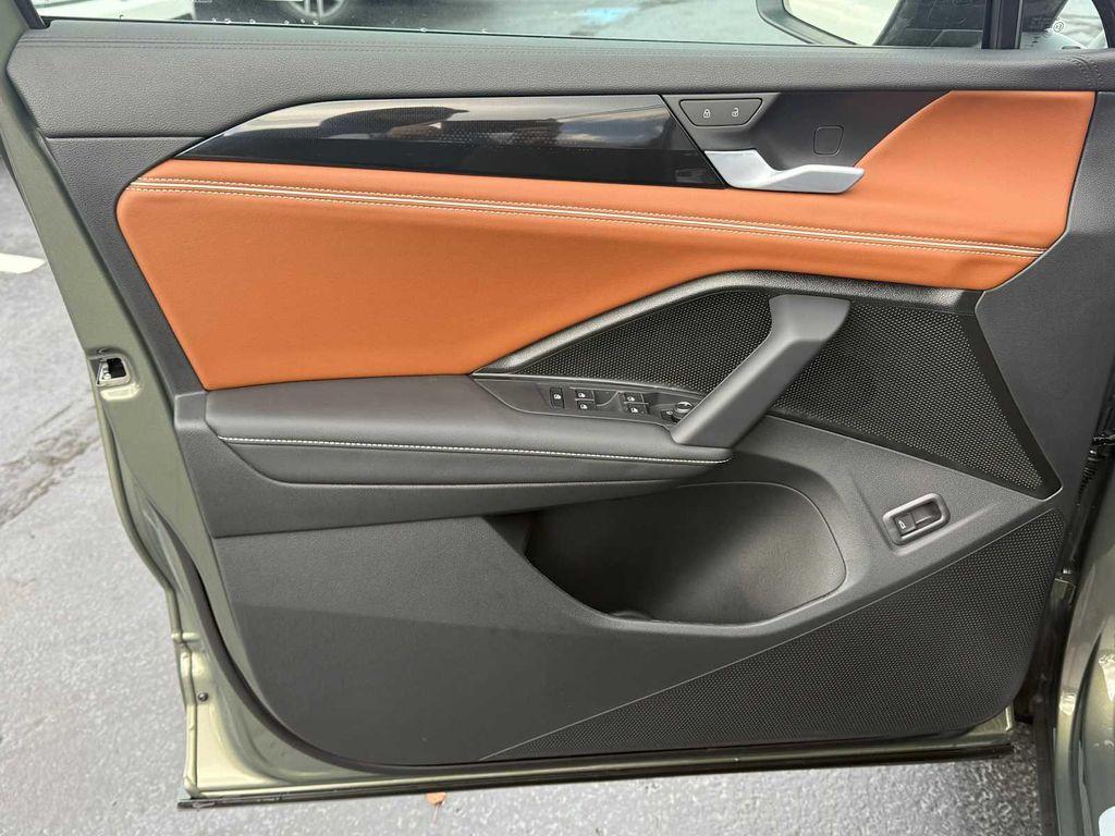 new 2026 Volkswagen Tiguan car, priced at $47,099