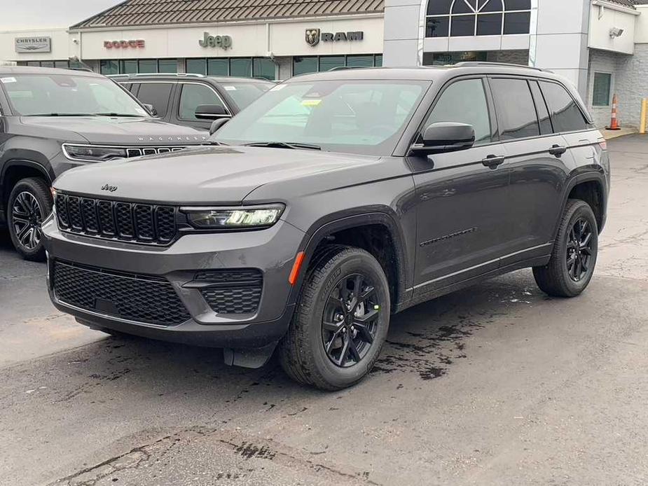 new 2025 Jeep Grand Cherokee car, priced at $44,323