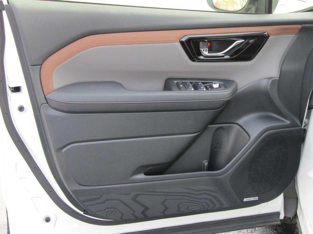 new 2025 Subaru Forester car, priced at $40,348