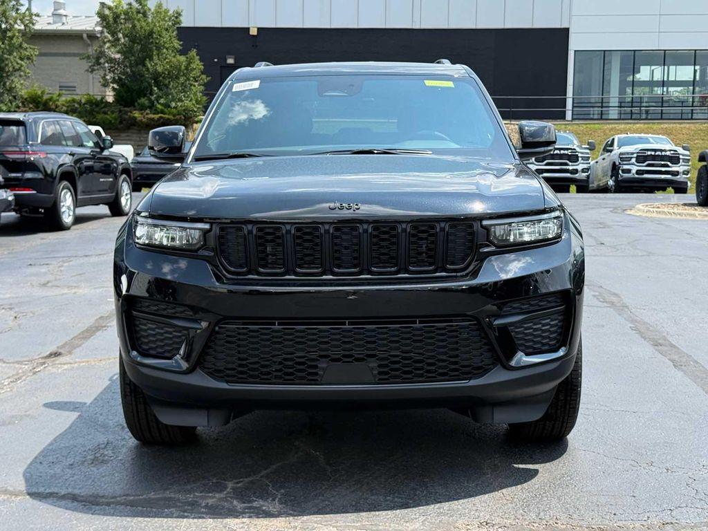 new 2025 Jeep Grand Cherokee L car, priced at $45,550