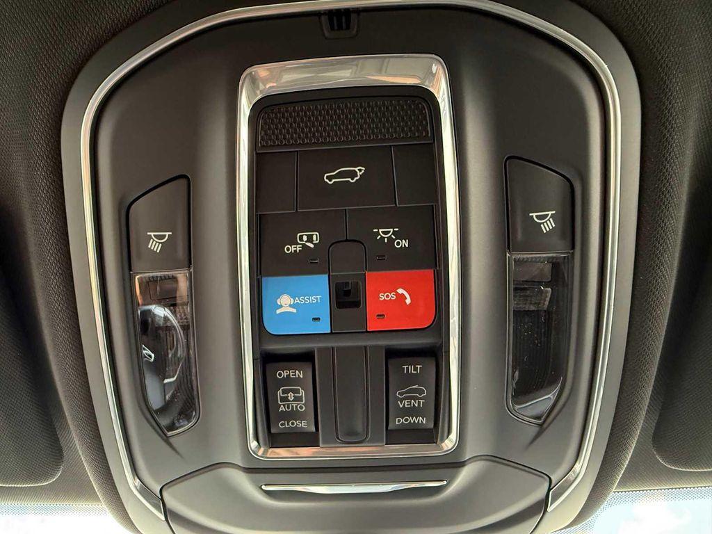 new 2025 Jeep Grand Cherokee L car, priced at $45,550