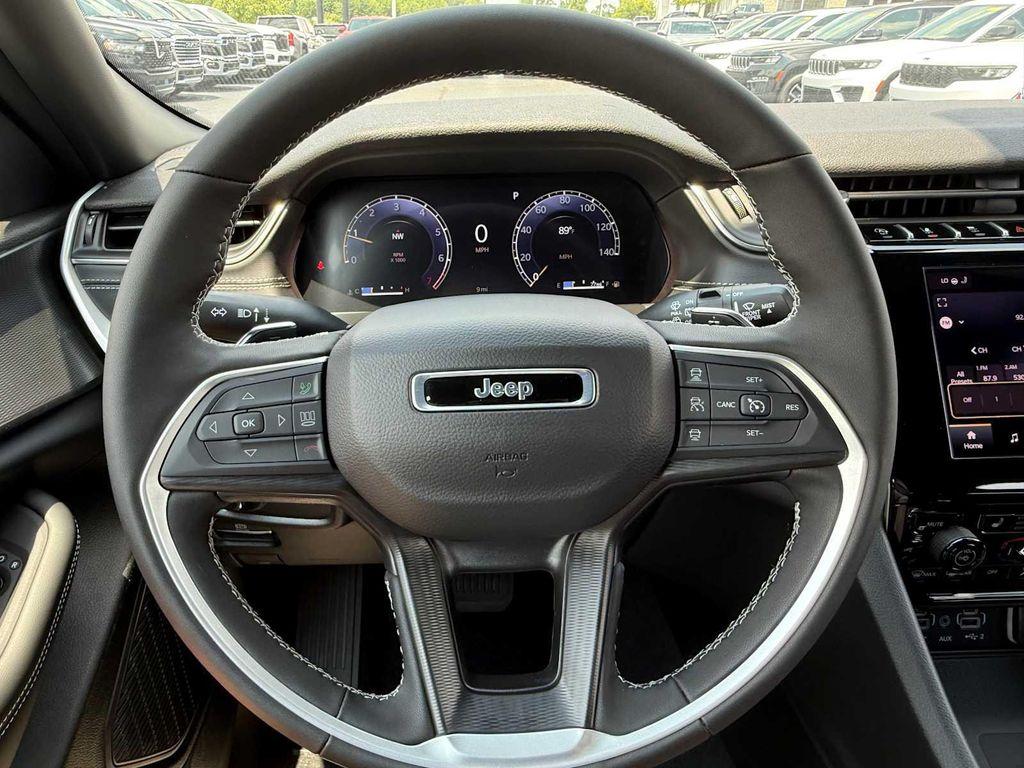 new 2025 Jeep Grand Cherokee L car, priced at $45,550