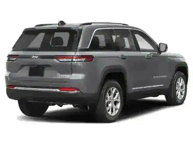 new 2025 Jeep Grand Cherokee car, priced at $44,561