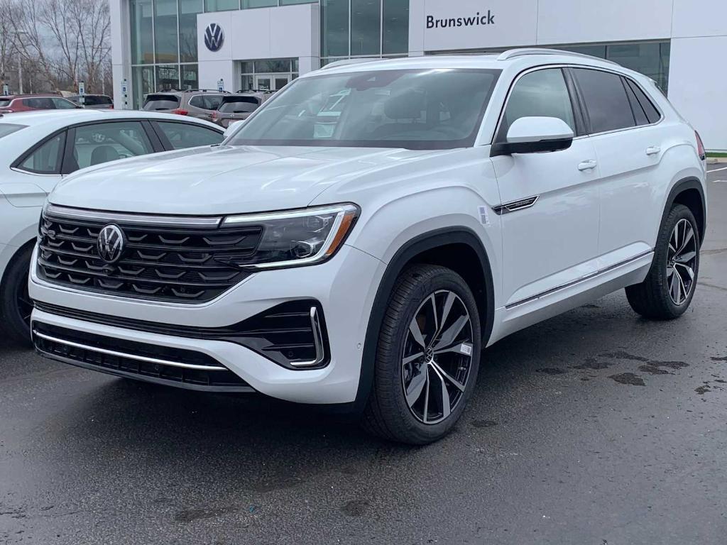 new 2025 Volkswagen Atlas Cross Sport car, priced at $53,429