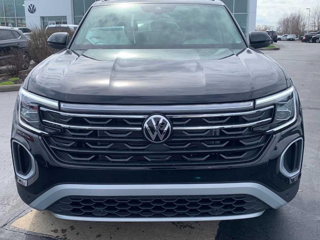 new 2025 Volkswagen Atlas car, priced at $47,309
