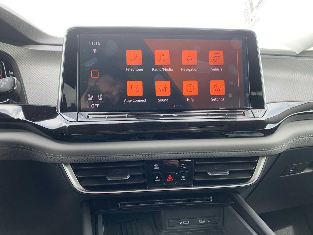 new 2025 Volkswagen Atlas car, priced at $47,309