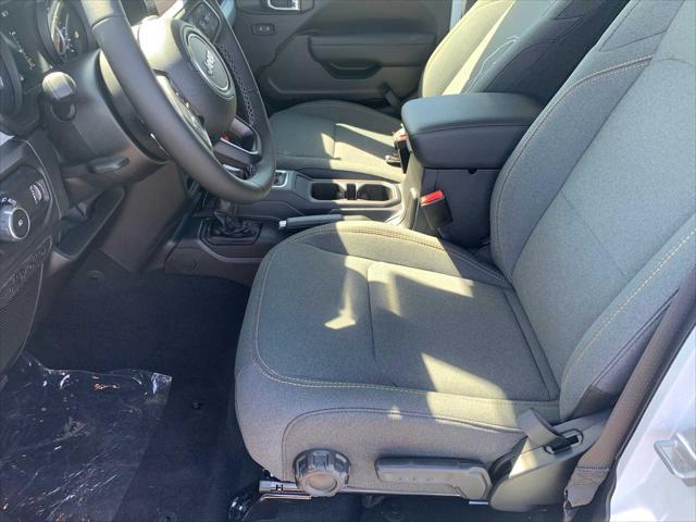 new 2025 Jeep Wrangler car, priced at $48,050