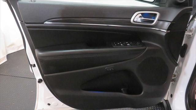 used 2022 Jeep Grand Cherokee car, priced at $27,956