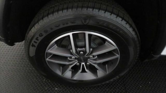 used 2022 Jeep Grand Cherokee car, priced at $27,956