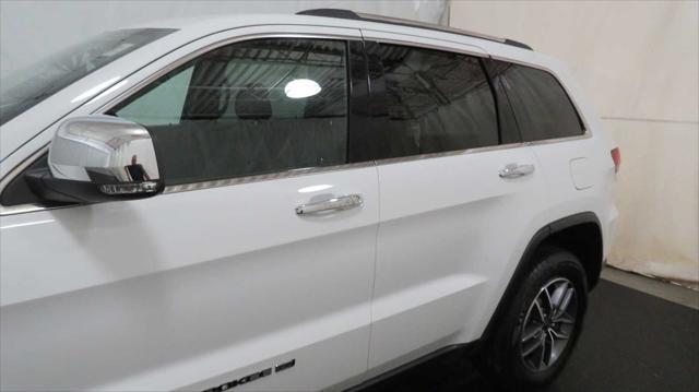 used 2022 Jeep Grand Cherokee car, priced at $27,956