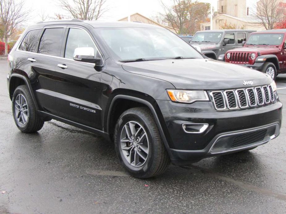 used 2017 Jeep Grand Cherokee car, priced at $17,788