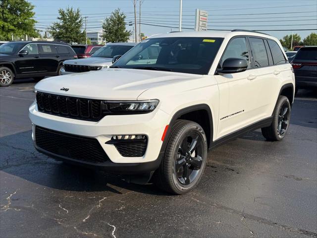 new 2025 Jeep Grand Cherokee car, priced at $50,921