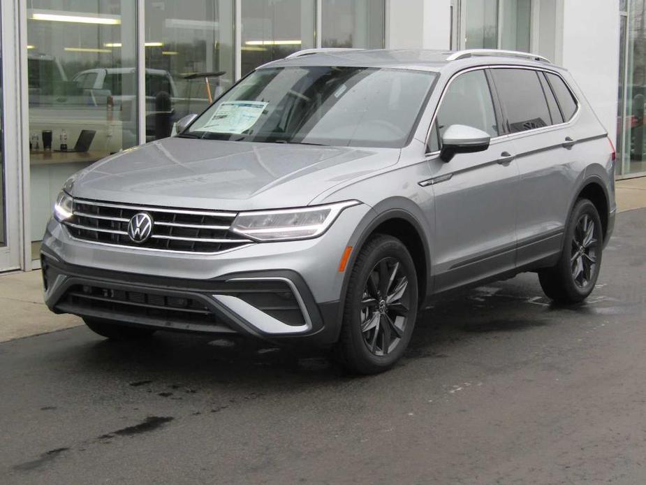 new 2024 Volkswagen Tiguan car, priced at $33,504