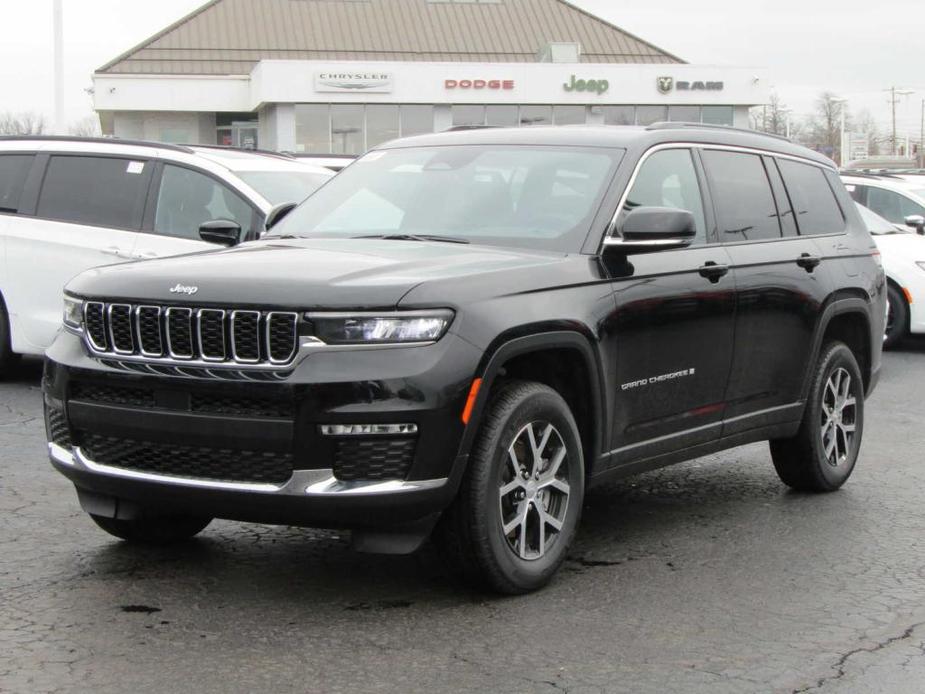 new 2024 Jeep Grand Cherokee L car, priced at $48,752