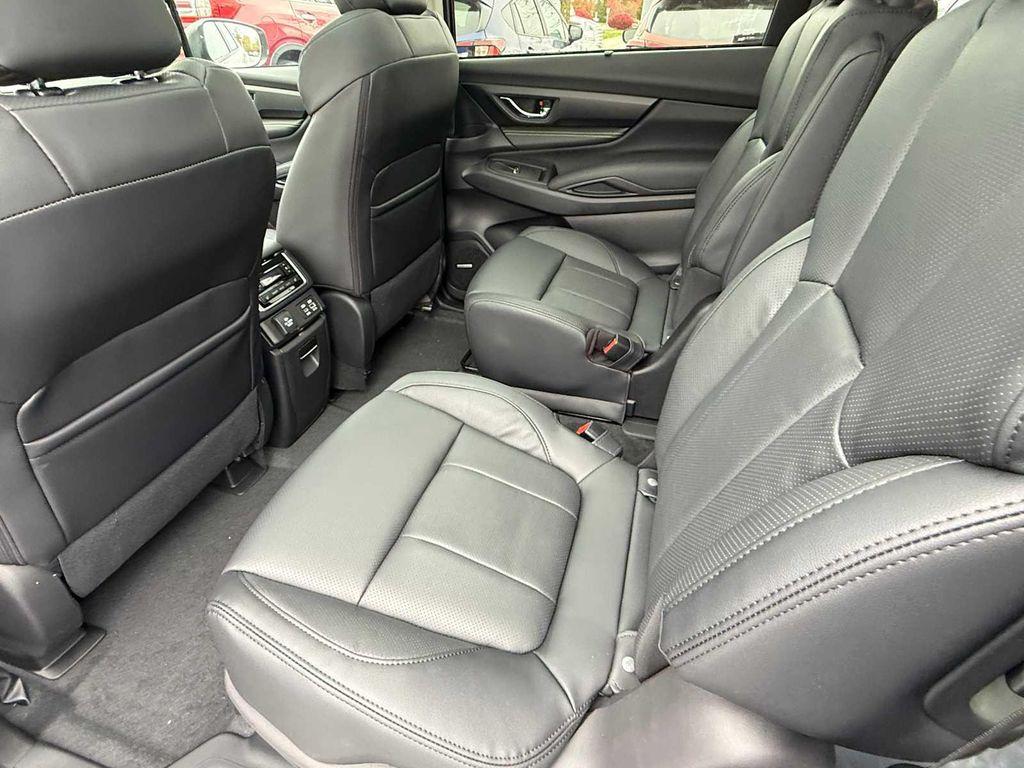 new 2025 Subaru Ascent car, priced at $54,436