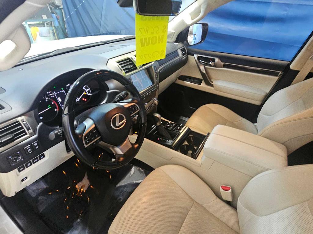 used 2021 Lexus GX 460 car, priced at $52,274