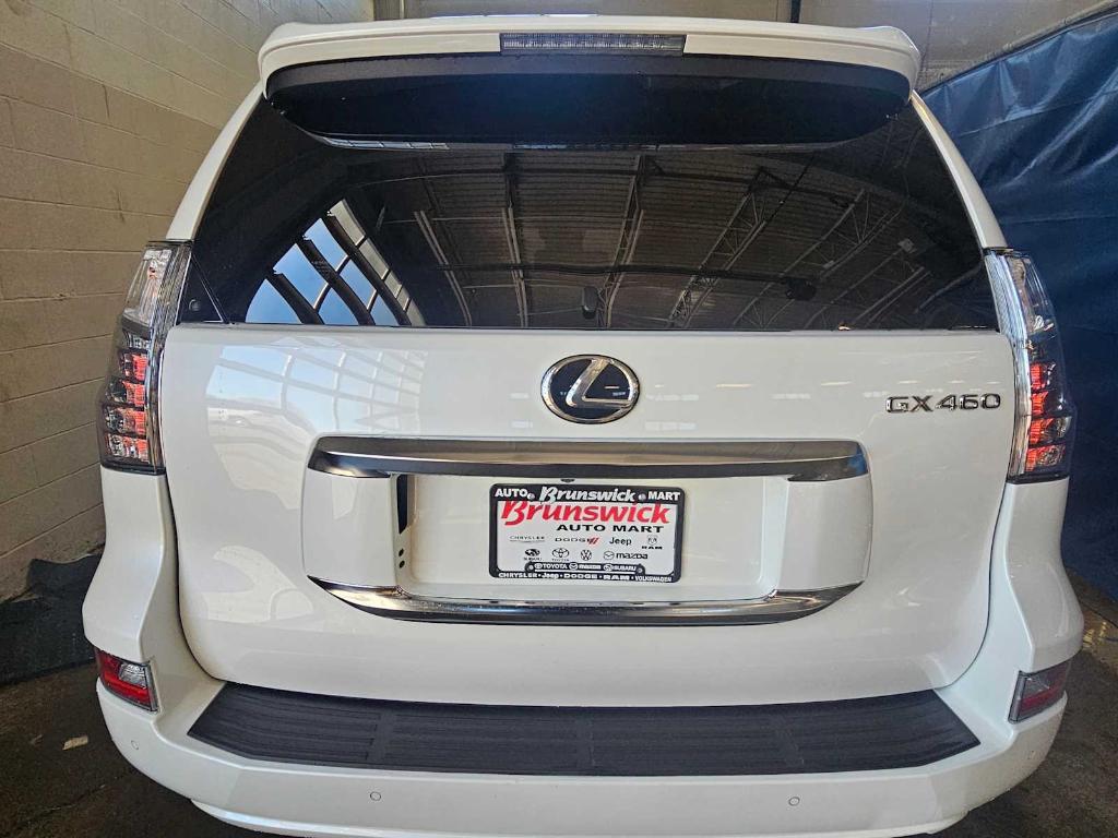 used 2021 Lexus GX 460 car, priced at $52,274