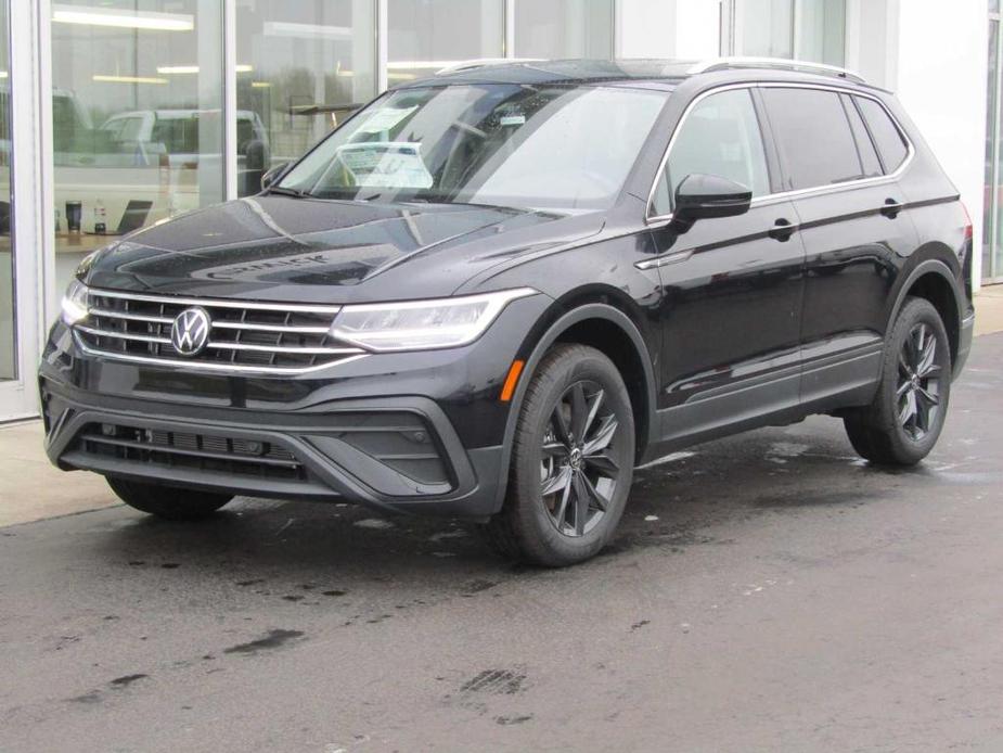 new 2024 Volkswagen Tiguan car, priced at $35,344