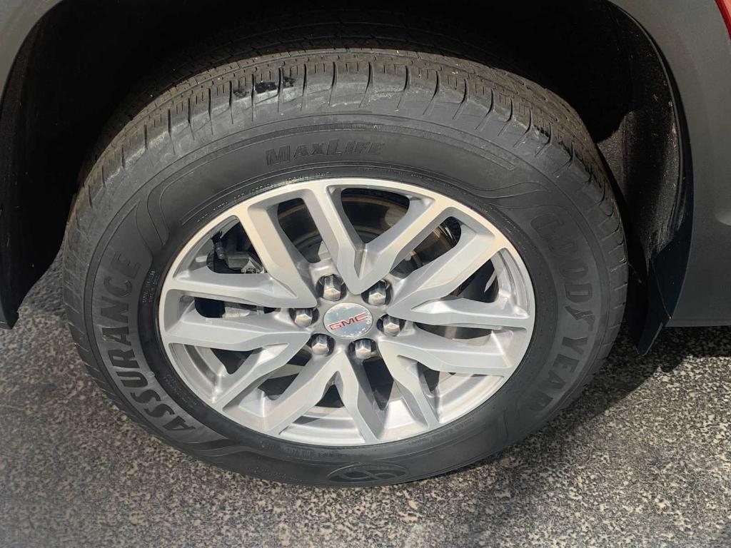 used 2017 GMC Acadia car, priced at $17,946