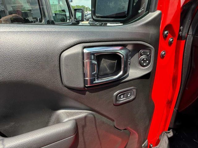 new 2025 Jeep Wrangler car, priced at $50,204