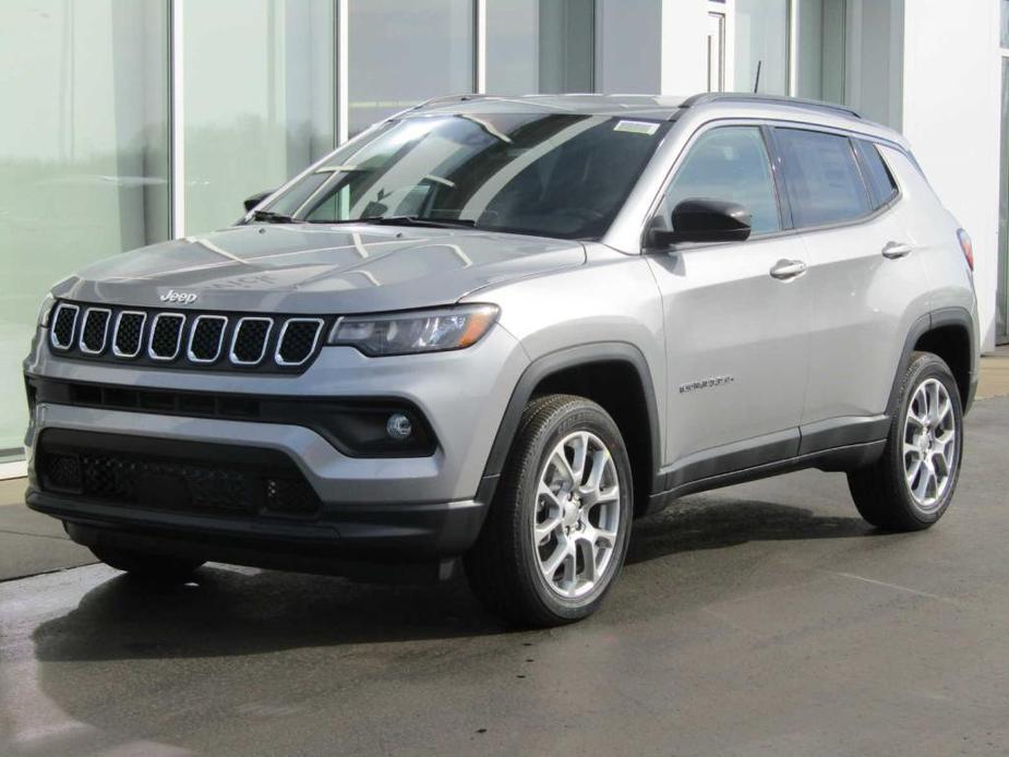 new 2024 Jeep Compass car, priced at $33,859