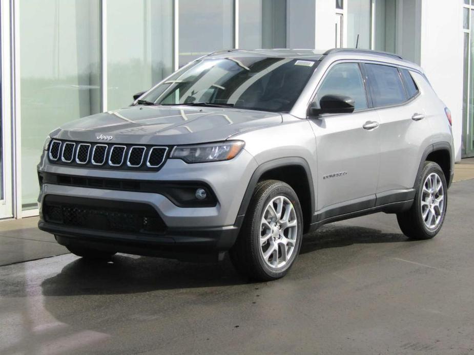 new 2024 Jeep Compass car, priced at $33,859