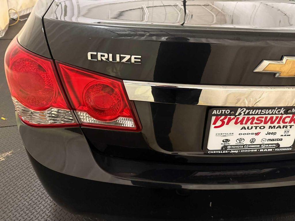 used 2014 Chevrolet Cruze car, priced at $10,596
