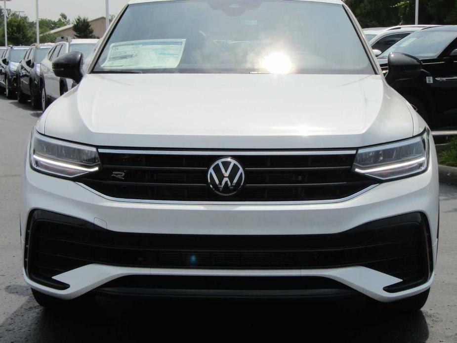 new 2024 Volkswagen Tiguan car, priced at $37,527