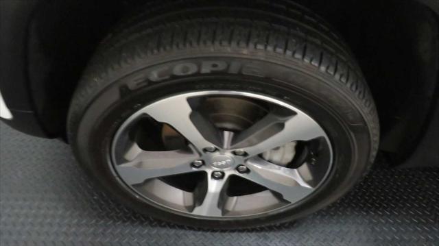 used 2023 Jeep Grand Cherokee car, priced at $39,933