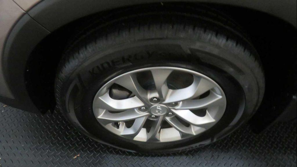 used 2020 Hyundai Santa Fe car, priced at $17,987