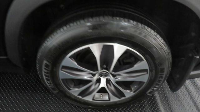 used 2022 Toyota Highlander car, priced at $41,534