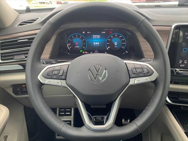 new 2025 Volkswagen Atlas car, priced at $56,137