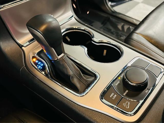 used 2021 Jeep Grand Cherokee car, priced at $33,311