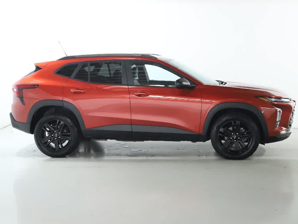 used 2024 Chevrolet Trax car, priced at $22,963