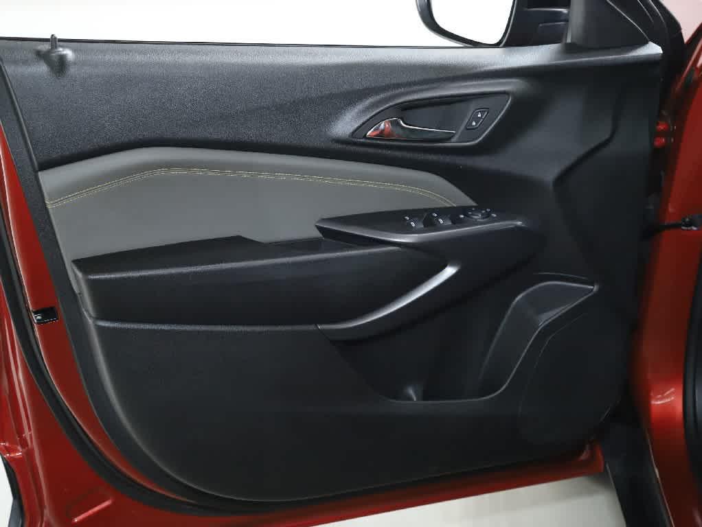 used 2024 Chevrolet Trax car, priced at $22,963