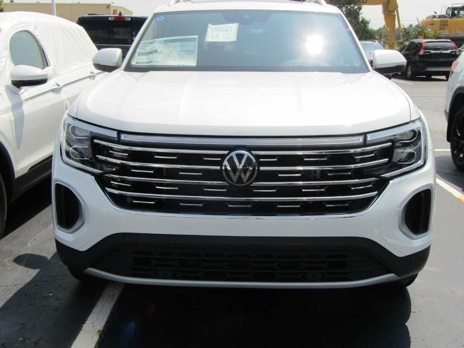 new 2024 Volkswagen Atlas car, priced at $50,182