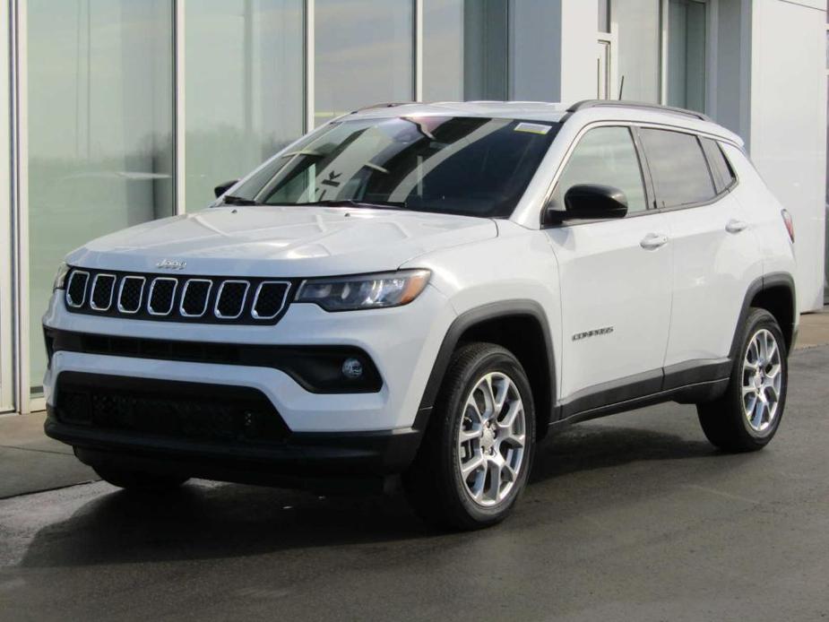 new 2024 Jeep Compass car, priced at $30,298