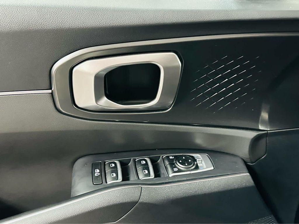 used 2023 Kia Sorento car, priced at $28,898