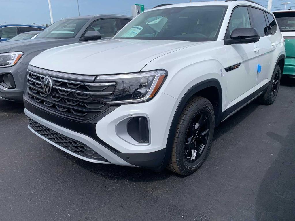 new 2025 Volkswagen Atlas car, priced at $47,907