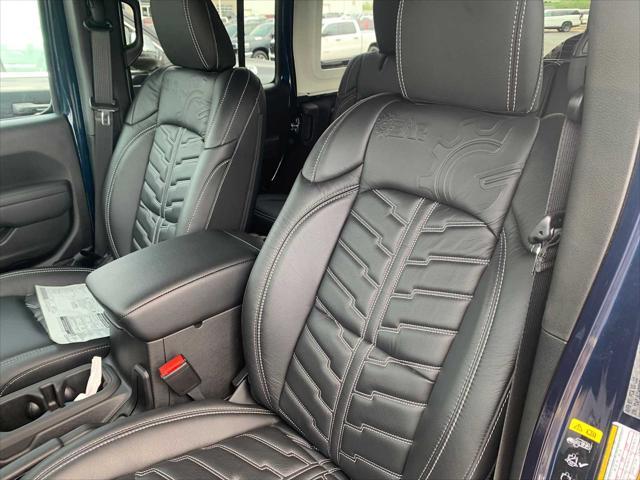 new 2025 Jeep Wrangler car, priced at $53,171