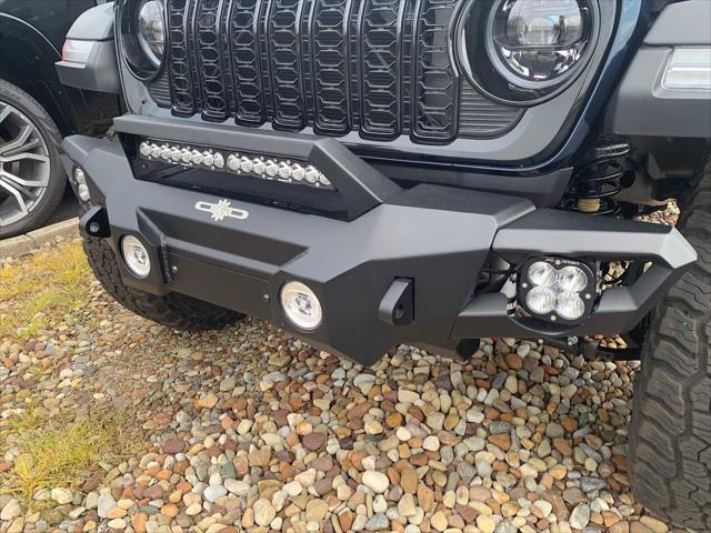 new 2025 Jeep Wrangler car, priced at $53,171